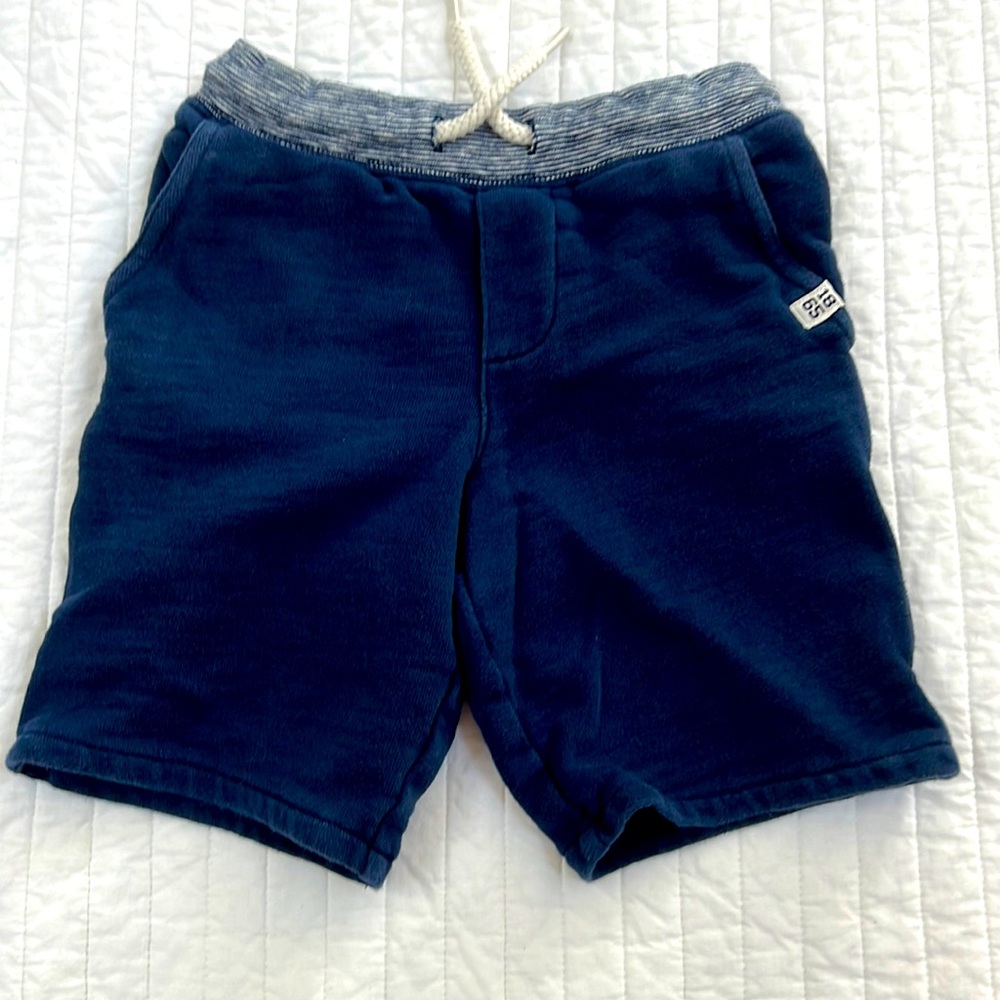 Little boys size 5T cotton play shorts